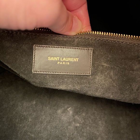Saint Laurent Classic Duffle Bag - Picture 12 of 16